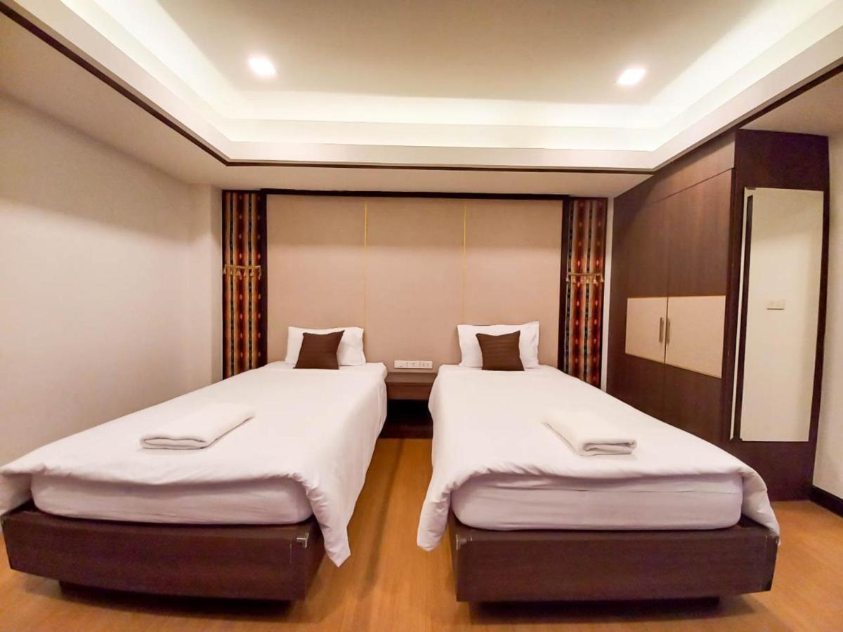 Chorlada Lanna Hotel Чиангмай Екстериор снимка