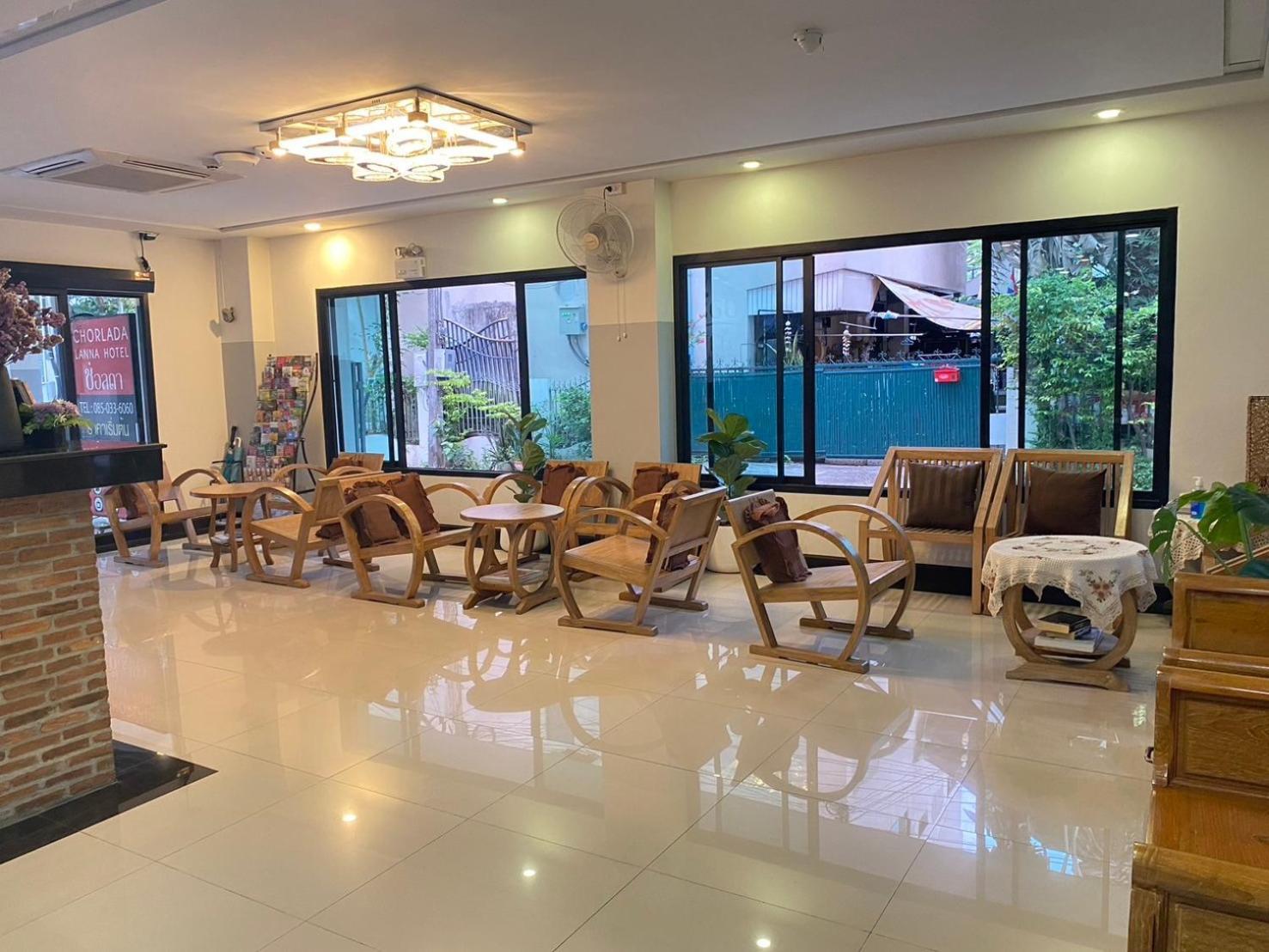 Chorlada Lanna Hotel Чиангмай Екстериор снимка
